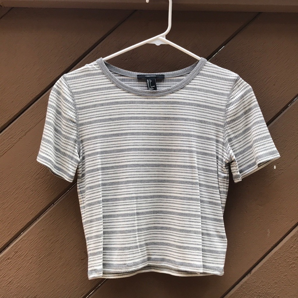 Short Sleeve Ribbed Crop Top